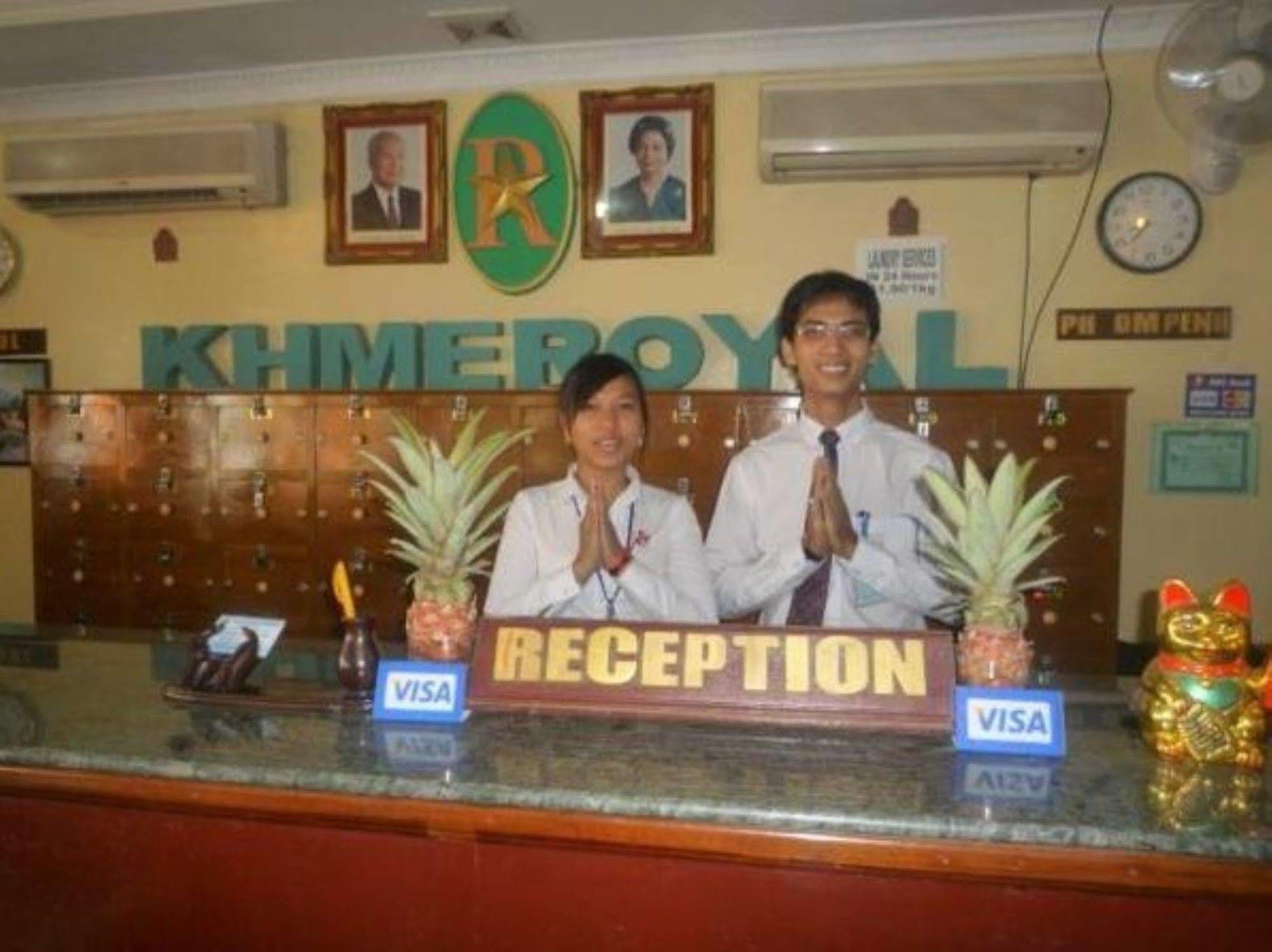 Khmeroyal Hotel Phnom Penh Exterior photo