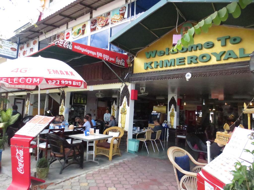 Khmeroyal Hotel Phnom Penh Exterior photo